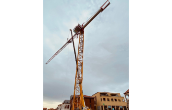 La grue est installée sur le chantier de Marianne 2 !